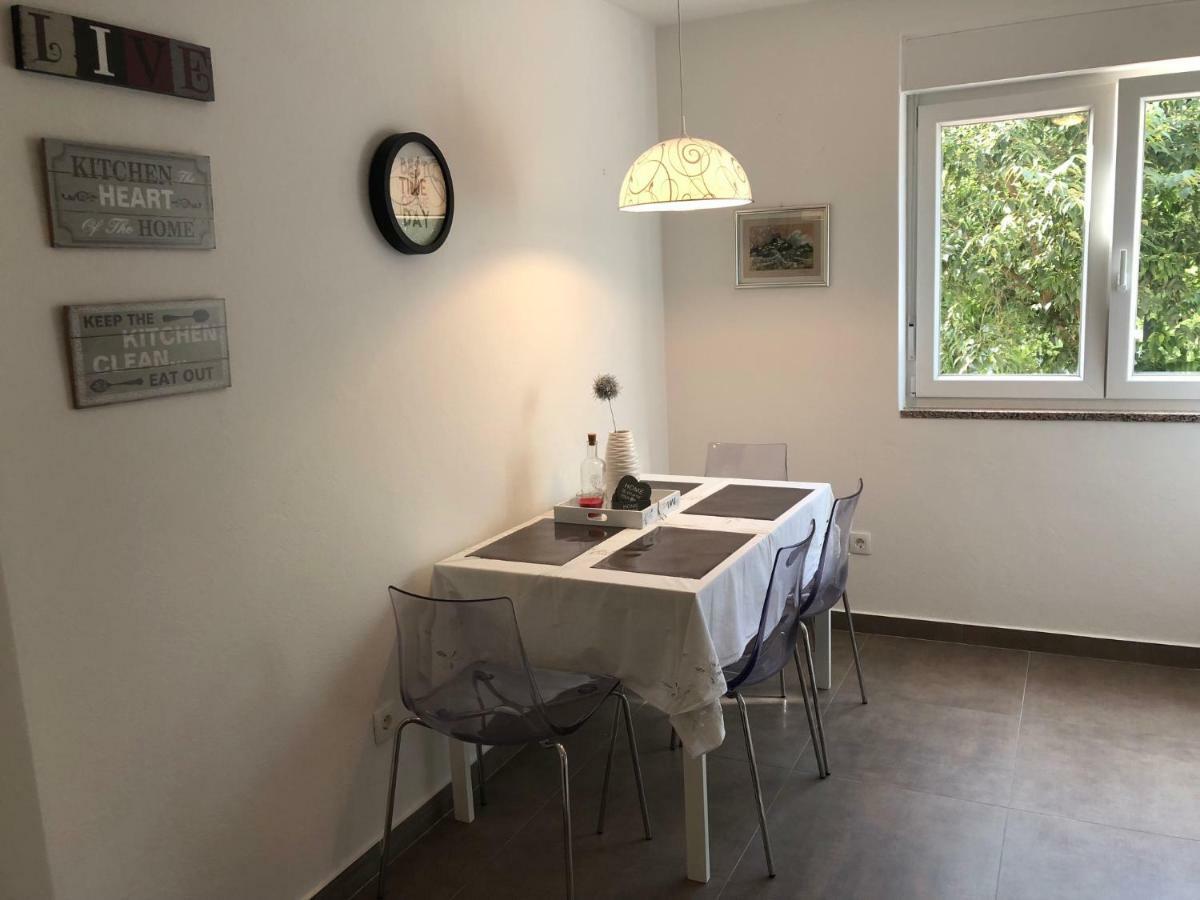 Apartment Safran Novigrad Istria Esterno foto